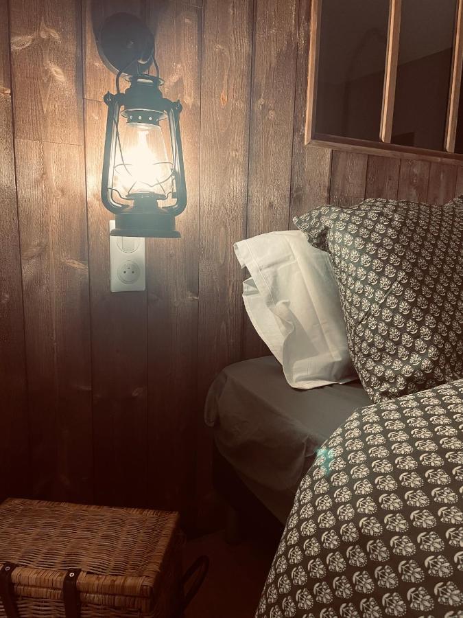 La Cabane Affranchie Moussy  Ngoại thất bức ảnh