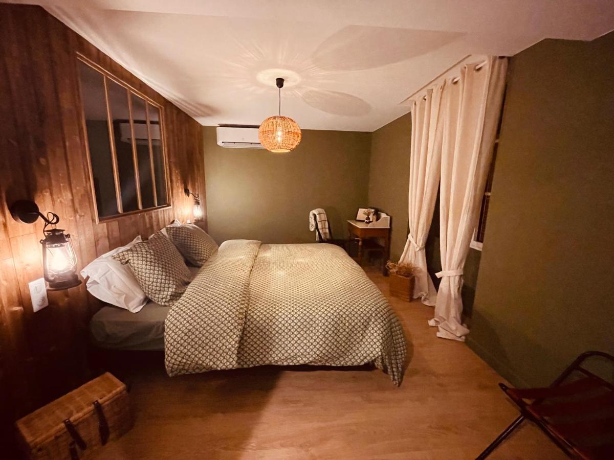 La Cabane Affranchie Moussy  Ngoại thất bức ảnh